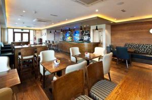 Cryan’s Hotel Regatta Bar